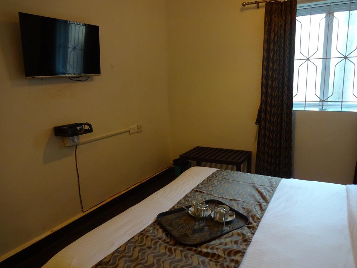 Hotel Sai 바가 외부 사진